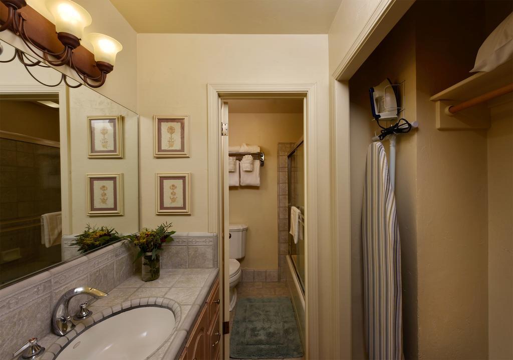 Horizon Inn & Ocean View Lodge Carmel-by-the-Sea Rum bild